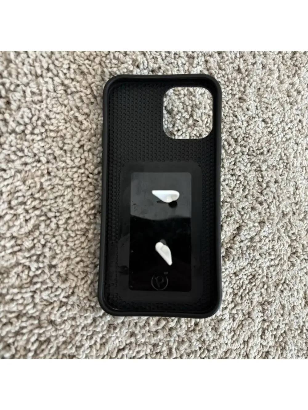Loopy Case iPhone 12 6.1” Black and White Gingham